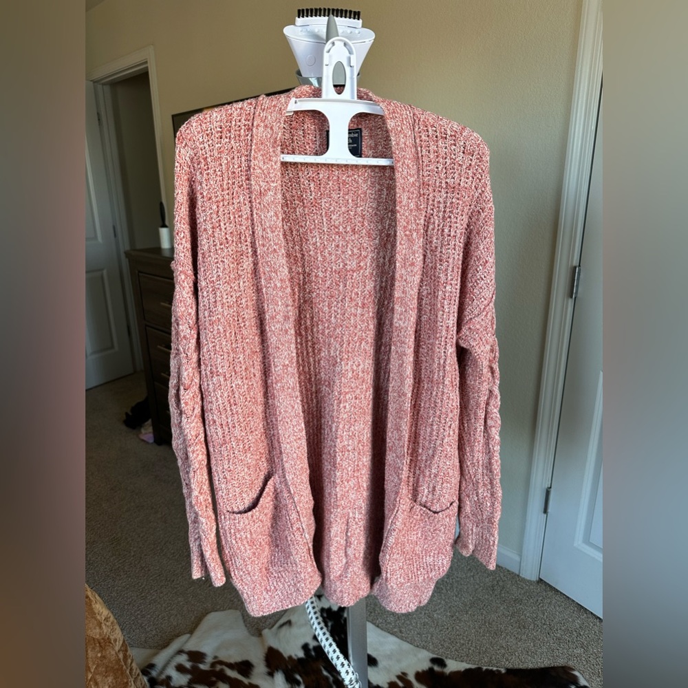 Abercrombie pink cable knit sweater cardigan  XS